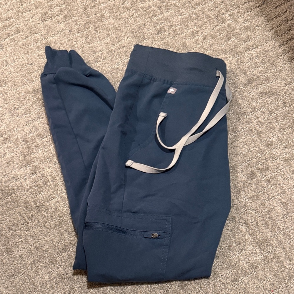 Figs Women's Blue Jogger Pants